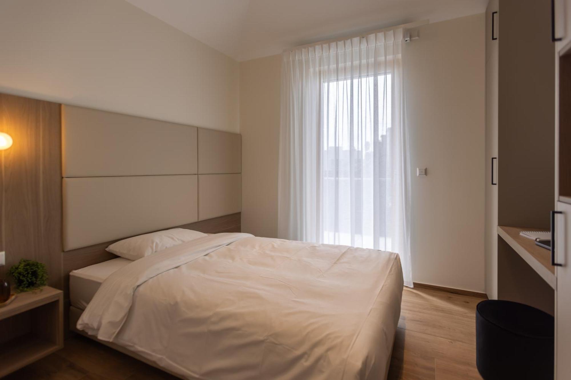 Cessange House By Rentaroo Hotel Luxemburg Exterior foto